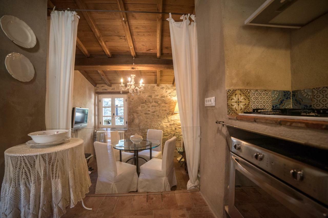 Casale Amati Country House Ortonovo Екстер'єр фото