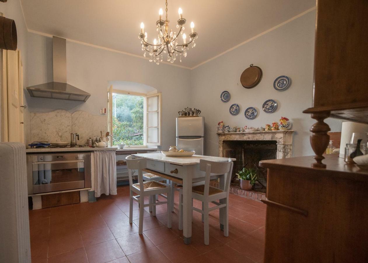 Casale Amati Country House Ortonovo Екстер'єр фото